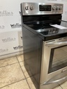 Frigidaire Used Electric Stove 220volts (40/50 AMP) 30inches {3 prong} (Stainless Steel) 