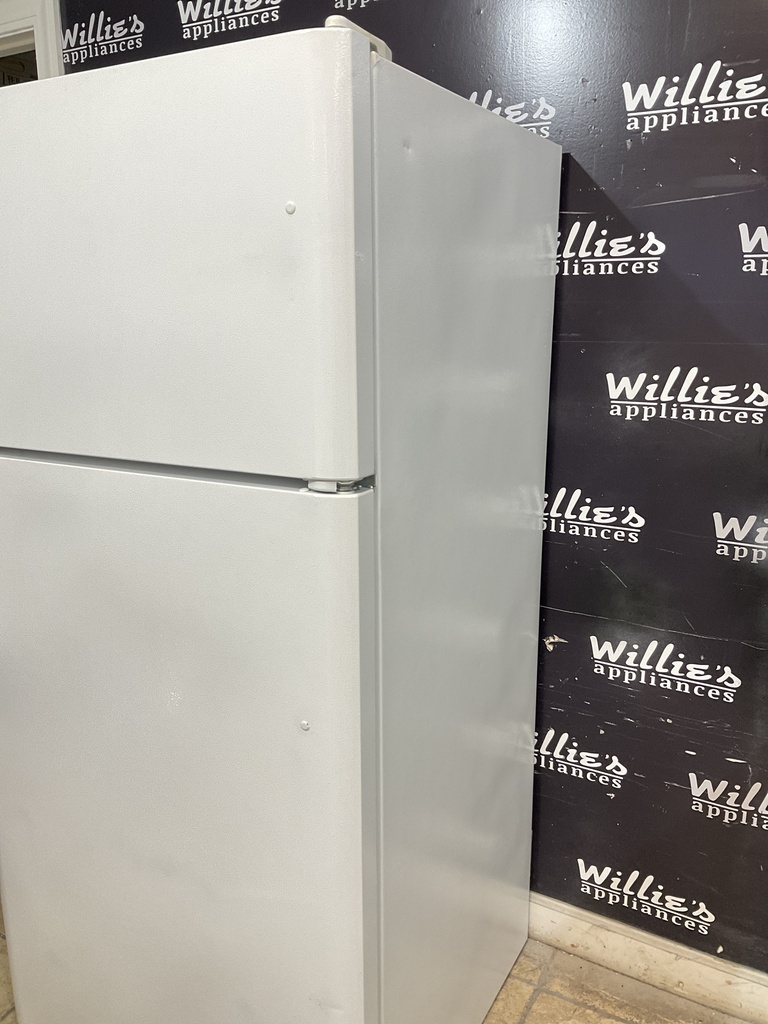 Kenmore Used Refrigerator Top and Bottom 30x65 Top and Bottom 30x65 1/2” 