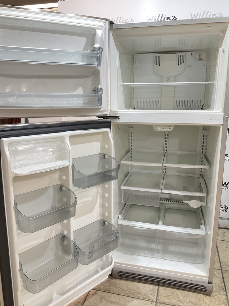 Frigidaire Used Refrigerator Top and Bottom 30x68 1/2” 