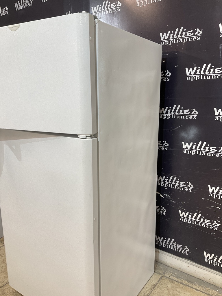 Frigidaire Used Refrigerator Top and Bottom 30x65 1/2” (White) 