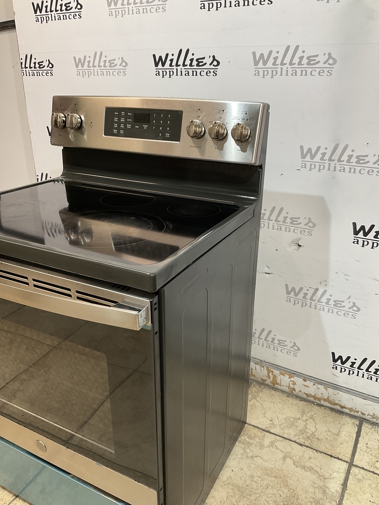 Ge Used Electric Stove 220volts (40/50 AMP) 30inches {3 prong} (Stainless Steel) 