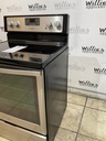 Whirlpool Used Electric Stove 220volts (40/50 AMP) 30inches {3 prong} 