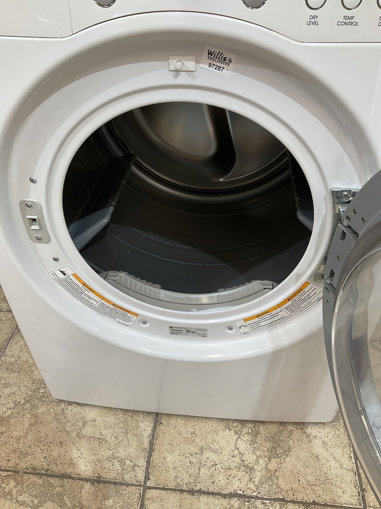 Lg Used Electric Dryer 220volts (30 AMP) 27inches {4 prong} (White) 