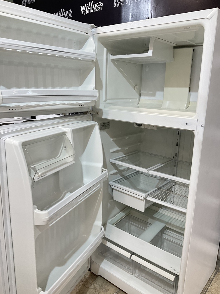 Ge Used Refrigerator Top and Bottom 28x64 1/2” (White)