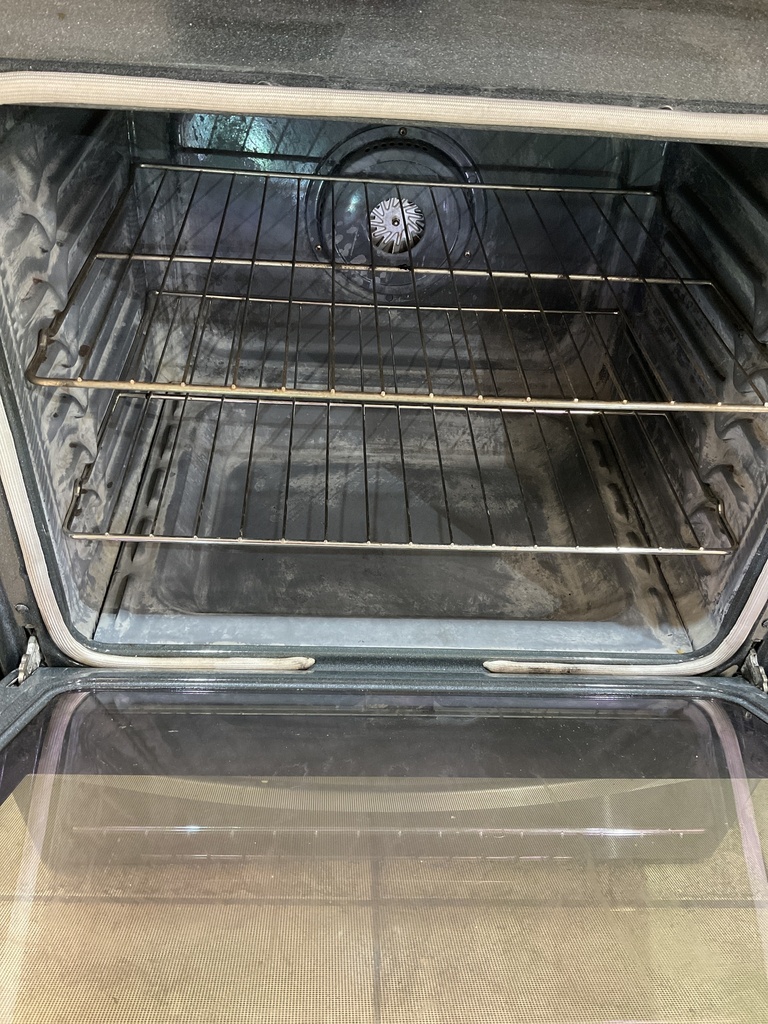 Whirlpool Used Electric Stove 220volts (40/50 AMP) 30inches {no cord} (Stainless Steel)