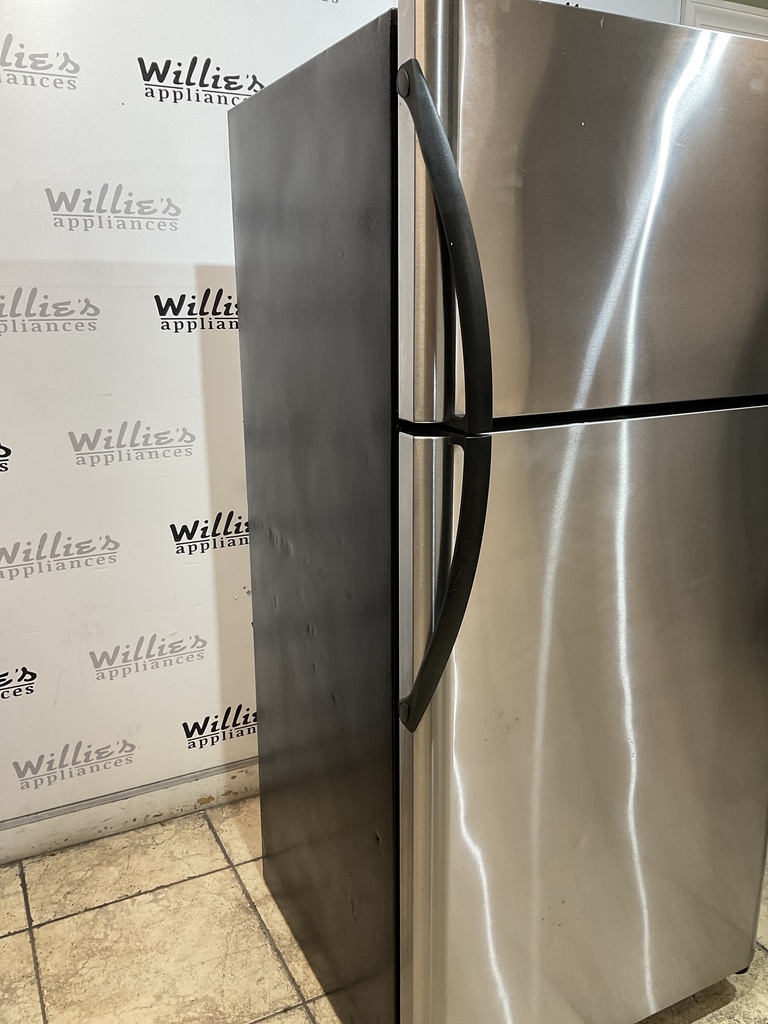 Frigidaire Used Refrigerator Top and Bottom 30x65 1/2” 