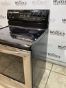 Frigidaire Used Electric Stove 220volts (40/50 AMP) 30inches {4 prong} (Stainless steel) 