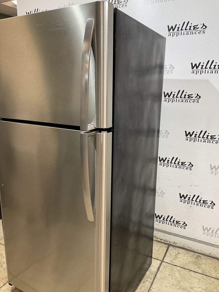 Frigidaire Used Refrigerator Top and Bottom 30x65 1/2” 