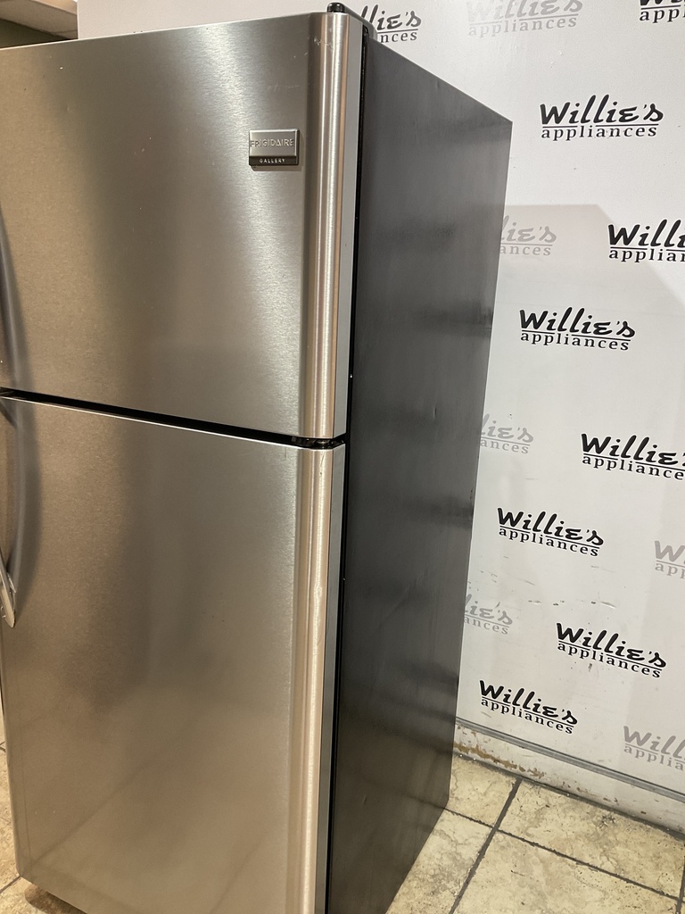 Frigidaire Used Refrigerator Top and Bottom 30x68 1/2” 