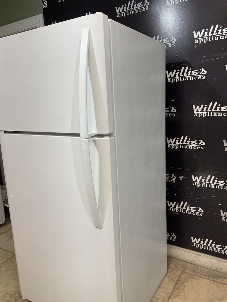 Frigidaire Used Refrigerator Top and Bottom 30x65 1/2” 