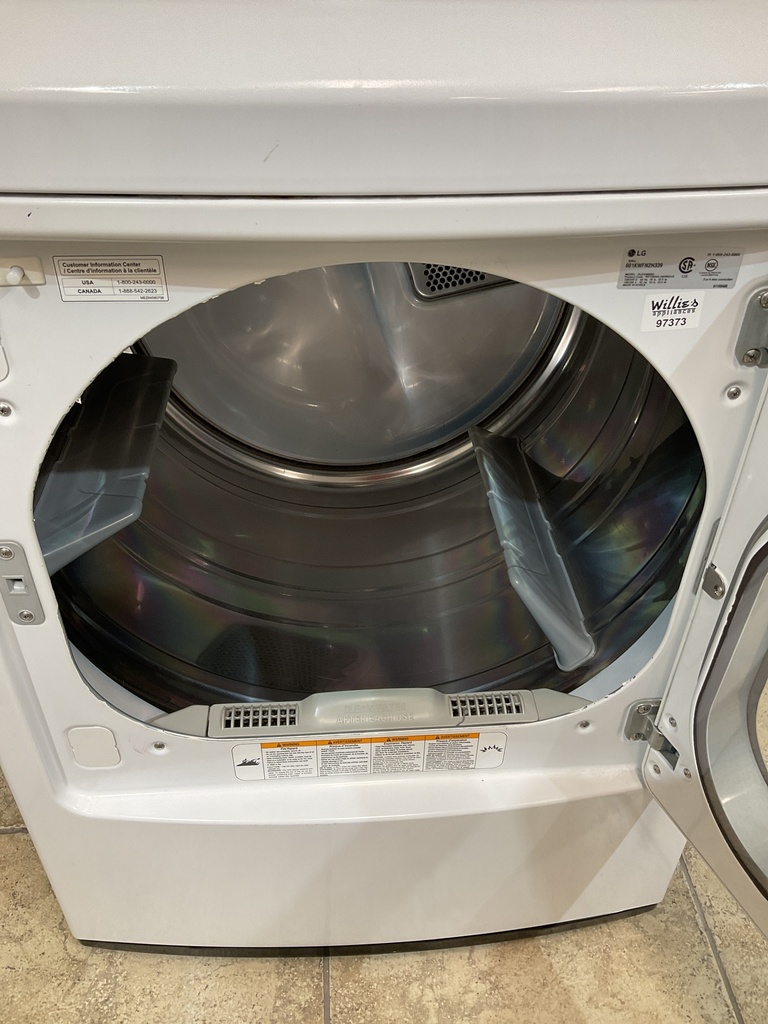 Lg Used Electric Dryer 220volts (30 AMP) 27inches {3 prong} (White)