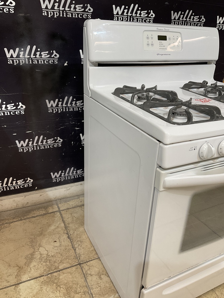 Frigidaire Used Natural Gas Stove 30inches (White) 
