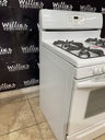Frigidaire Used Natural Gas Stove 30inches (White) 