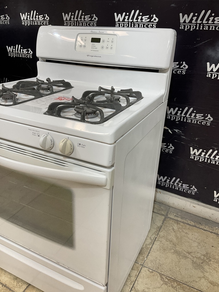 Frigidaire Used Natural Gas Stove 30inches (White) 