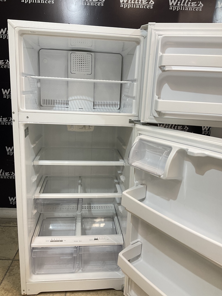 Ge Used Refrigerator Top and Bottom 28x64 (White)