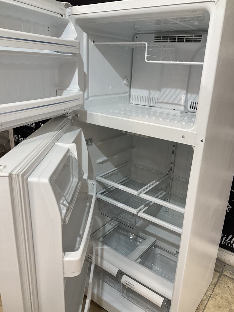 Ge Used Refrigerator Top and Bottom 28x64 1/2” (White) 