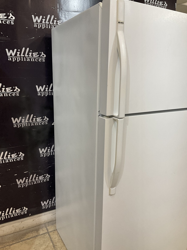 Kenmore Used Refrigerator Top and Bottom 30x66 (White) 