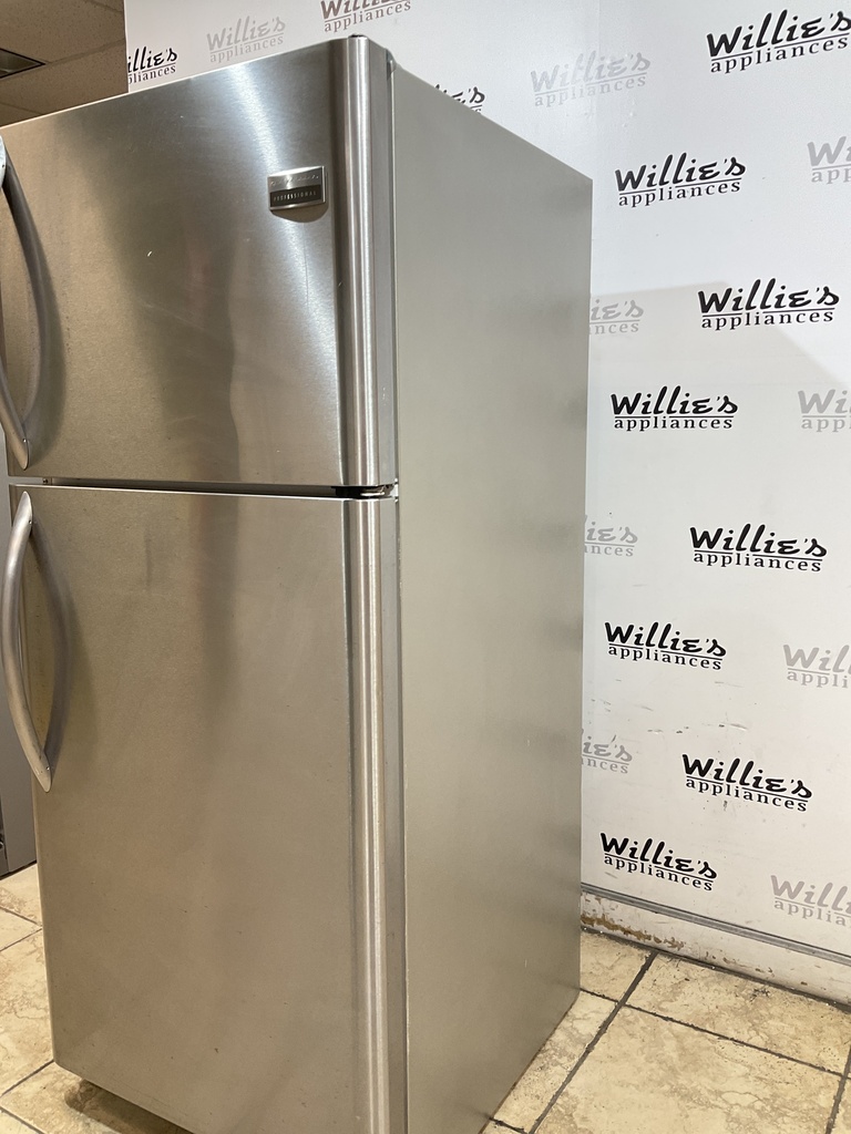 Frigidaire Used Refrigerator Top and Bottom 30x68 1/2” 
