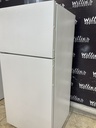 Ge Used Refrigerator Top and Bottom 28x61 1/2” (White)