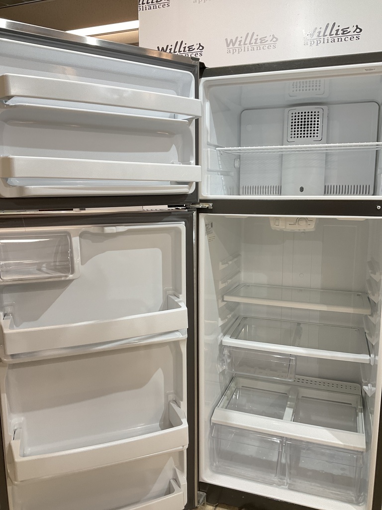Ge Used Refrigerator Top and Bottom 28x66 1/2” (Stainless Steel)