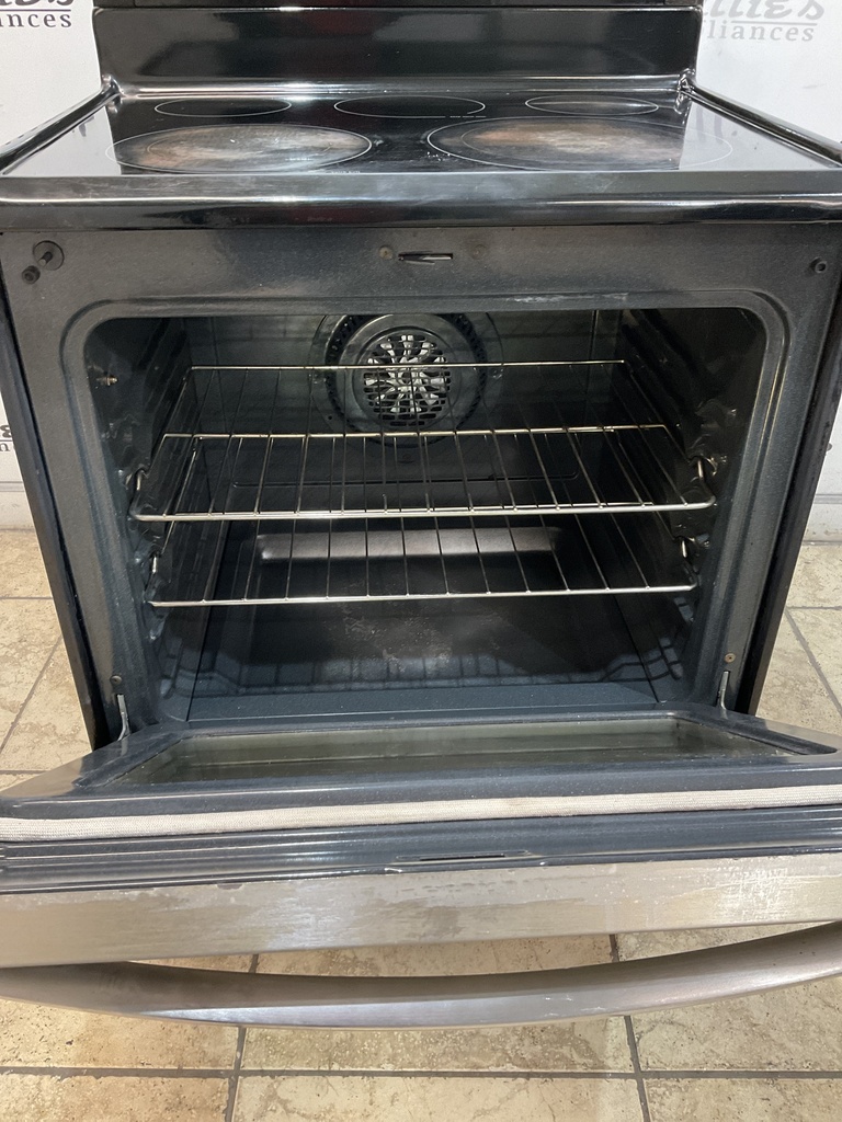 Frigidaire Used Electric Stove 220volts(40/50 AMP) 30inches {4 prong} (Stainless steel) 