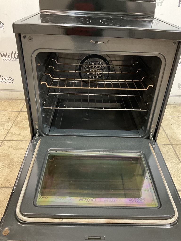 Frigidaire Used Electric Stove 220volts (40/50 AMP) 30inches {no cord} 