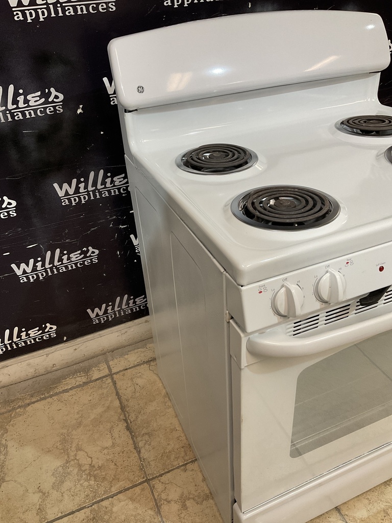 Ge Used Electric Stove 220volts (40/50 AMP) 30inches {3 prong} (White) 