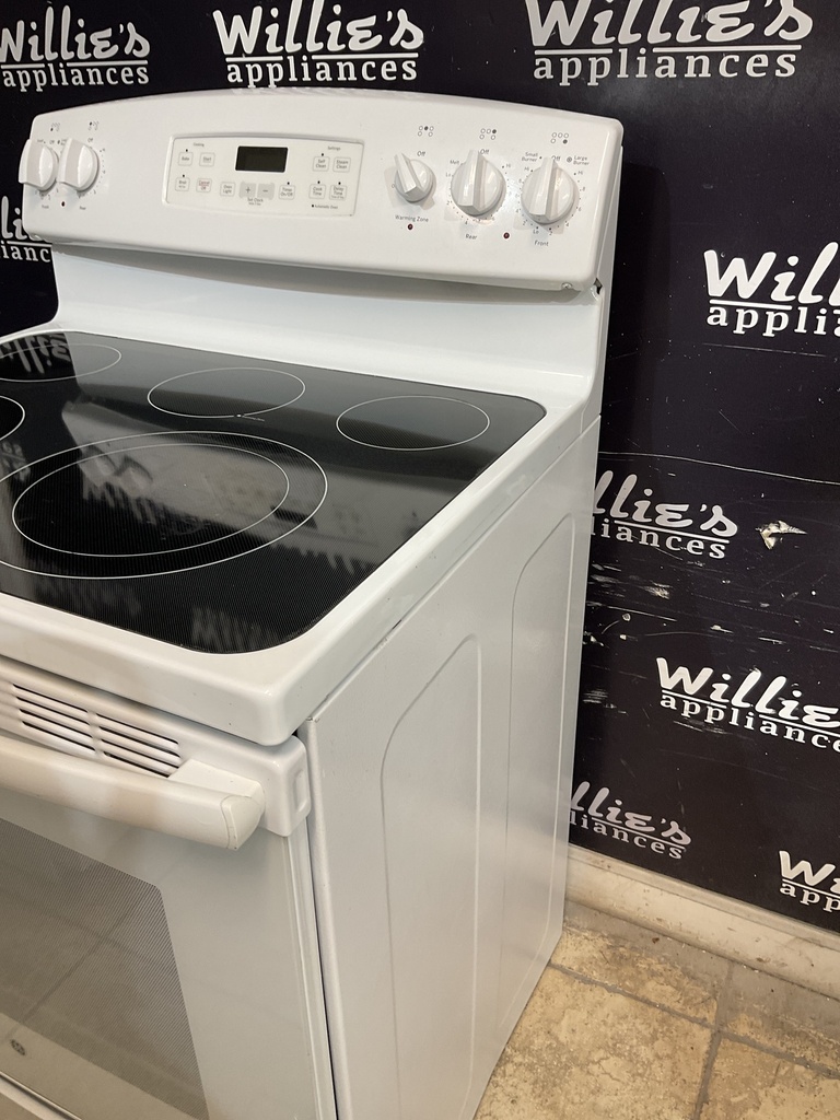 Ge Used Electric Stove 220volts (40/50 AMP) 30inches {no cord} (White)