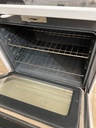 Ge Used Electric Stove 220volts (40/50 AMP) 30inches {no cord} (White)