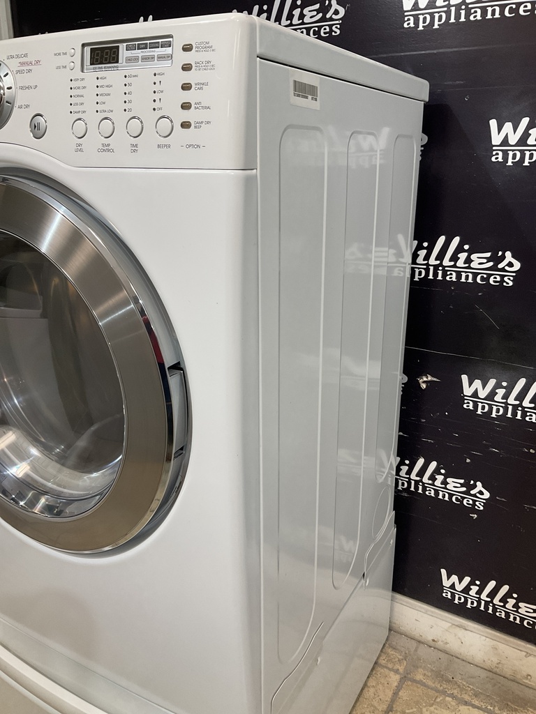 Lg Used Electric Dryer 220volts (30 AMP) 27inches {no cord} (White) 