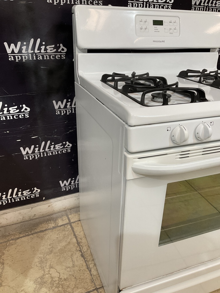 Frigidaire Used Natural Gas Stove 30inches (White) 
