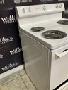 Frigidaire Used Electric Stove 220volts (40/50 AMP) 30inches {4 prong} (White) 