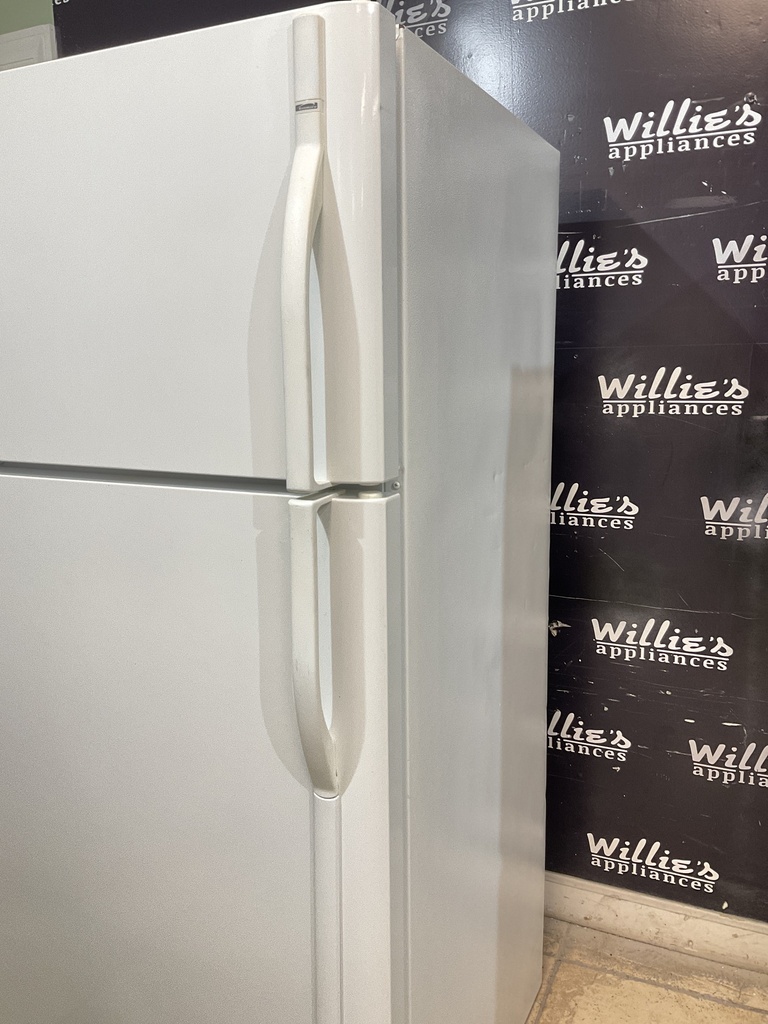 Kenmore Used Refrigerator Top and Bottom 30x65 1/2” (White) 