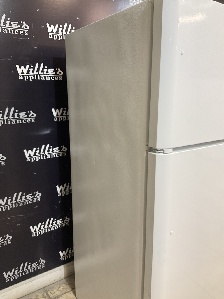 Kenmore Used Refrigerator Top and Bottom 30x65 1/2” (White) 