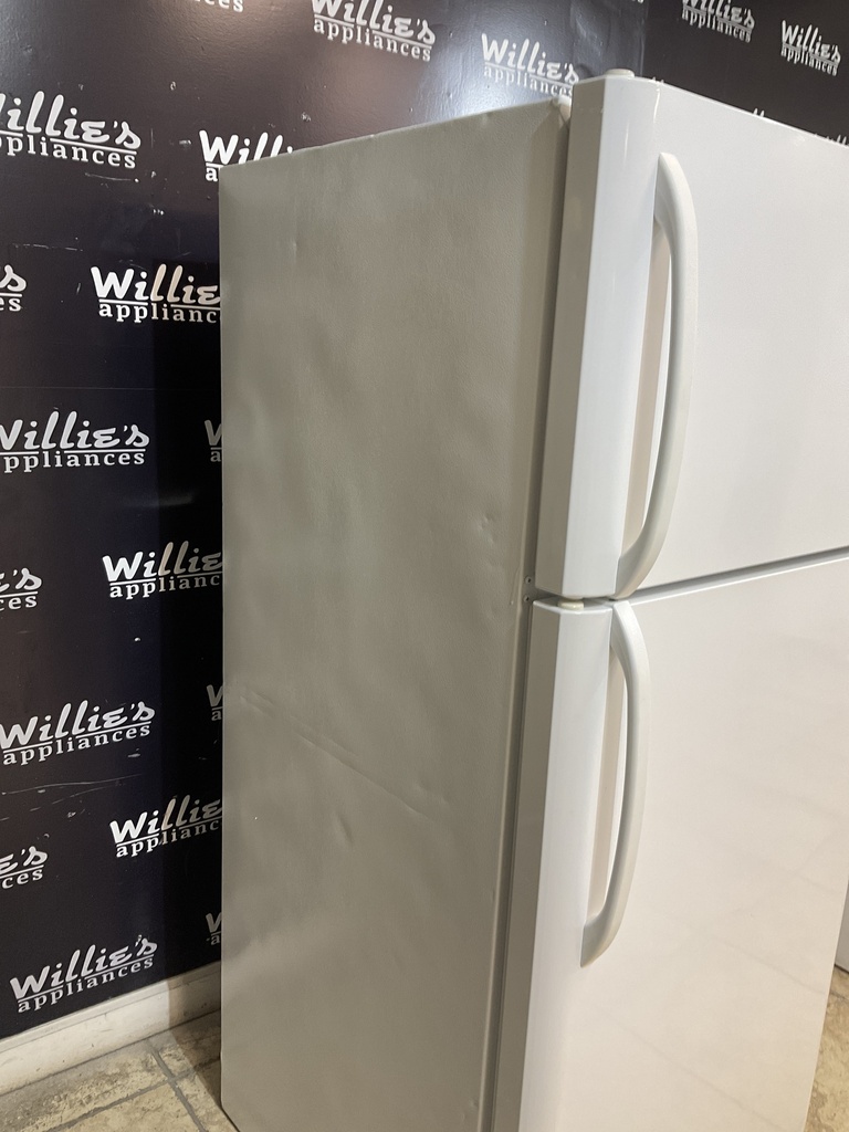 Frigidaire Used Refrigerator Top and Bottom 30x65 1/2” (White) 