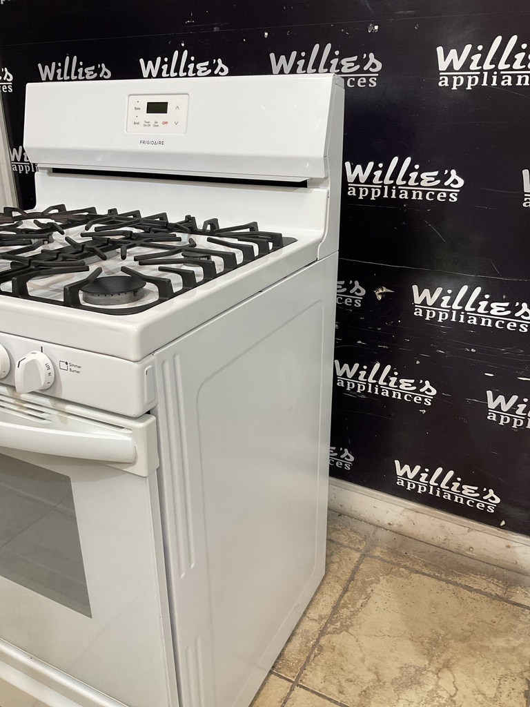 Frigidaire Used Natural Gas Stove 30inches (White) 