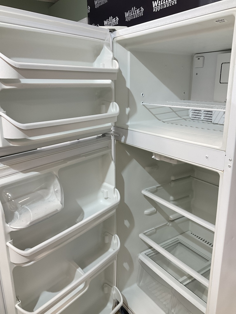 Kenmore Used Refrigerator Top and Bottom 28x64 1/2” (White) 