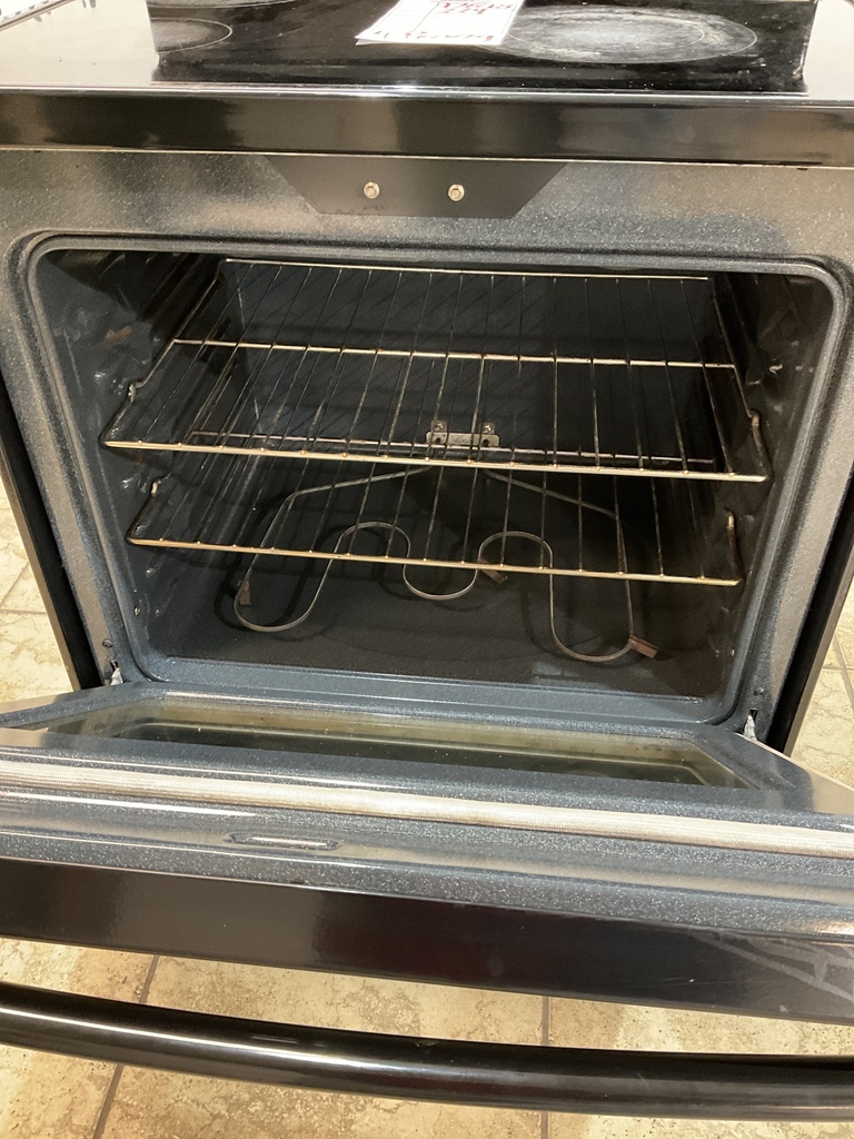 Ge Used Electric Stove 220volts (40/50 AMP) 30inches {4 prong} (Black)