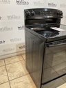 Ge Used Electric Stove 220volts (40/50 AMP) 30inches {4 prong} (Black)