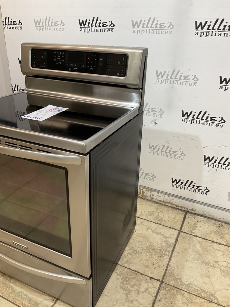 KitchenAid Used Electric Stove 220volts (40/50 AMP) 30inches (40/50 AMP) 30inches {no cord} (Stainless steel)