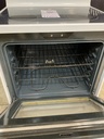 Ge Used Electric Stove 220volts (40/50 AMP) 30inches {3 prong} (White) 