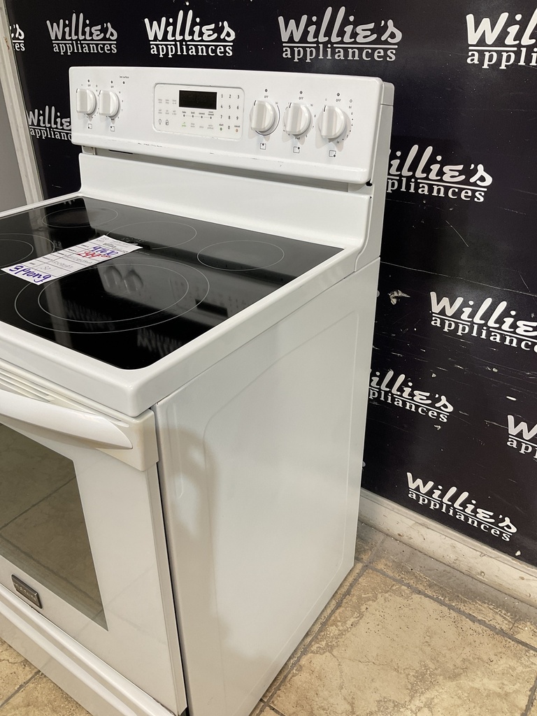 Frigidaire Used Electric Stove 220volts (40/50 AMP) 30inches {3 prong} 