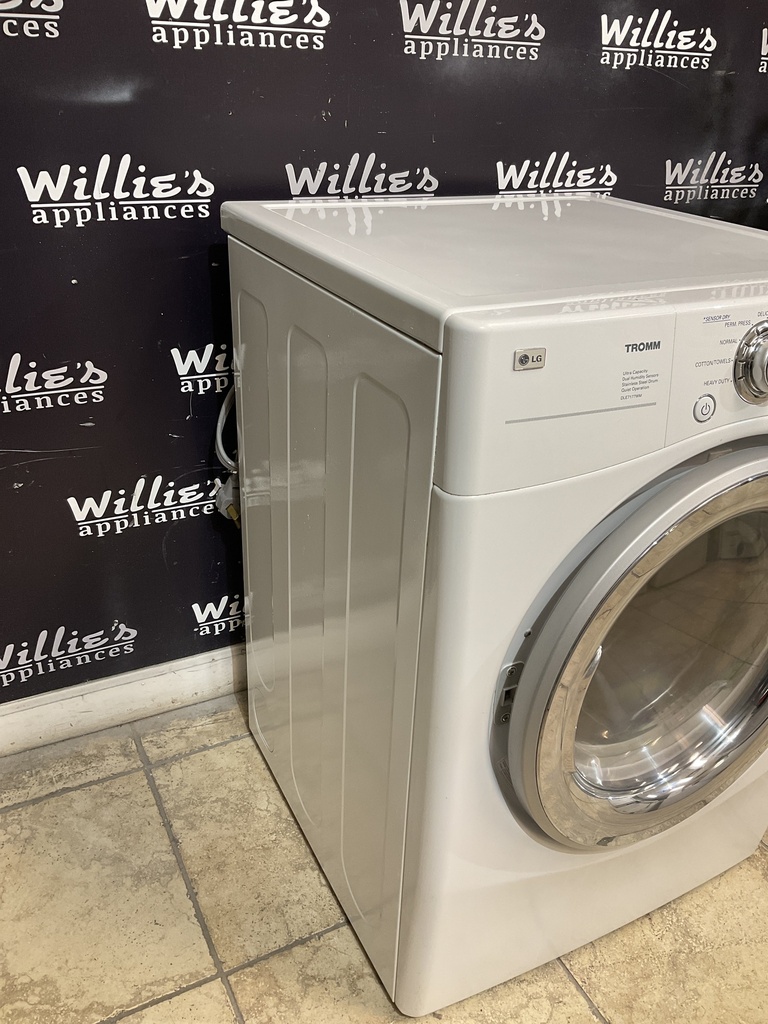 Lg Used Electric Dryer 220volts (30 AMP) 27inches {3 prong} (White) 