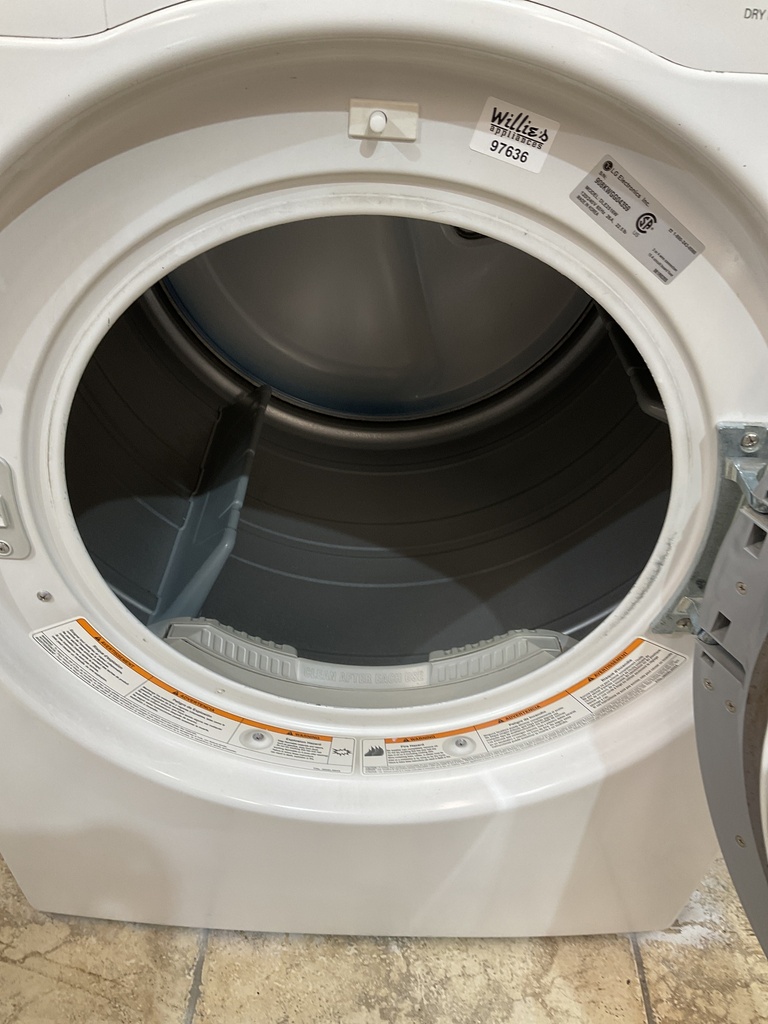 Lg Used Electric Dryer 220volts (30 AMP) 27inches {3 prong} (White) 