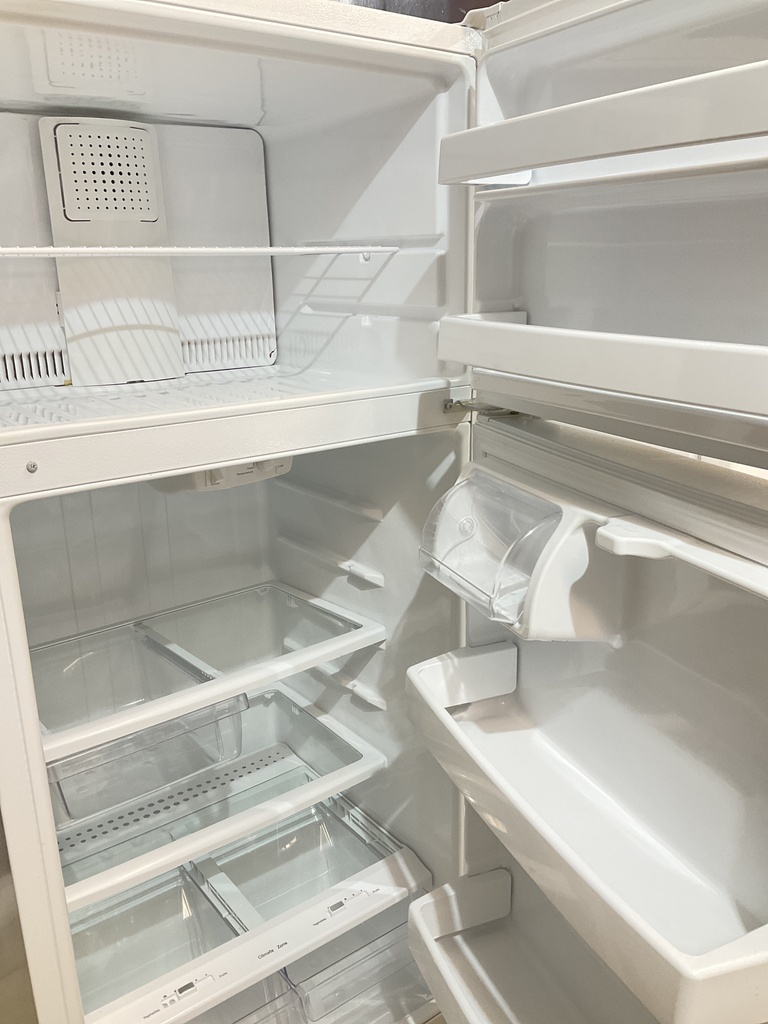 Ge Used Refrigerator Top and Bottom 28x64 (White) 