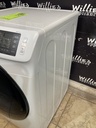 Samsung Used Electric Dryer 220volts (30 AMP) 27inches {3 prong} (White) 