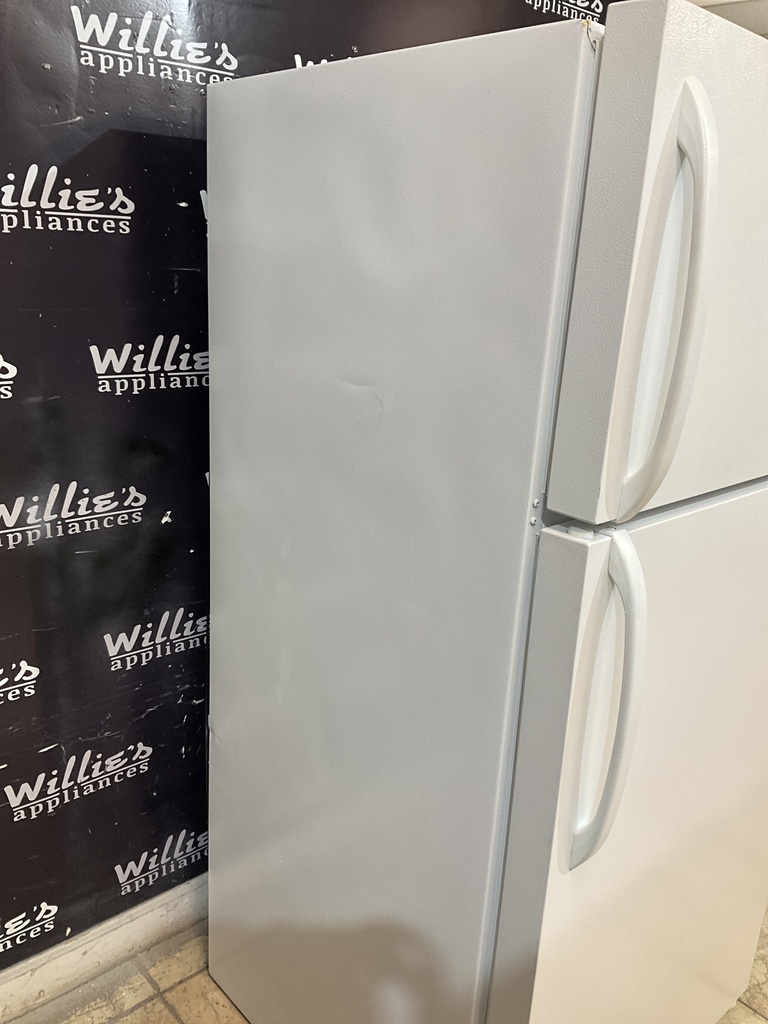 Frigidaire Used Refrigerator Top and Bottom 30x65 1/2” 