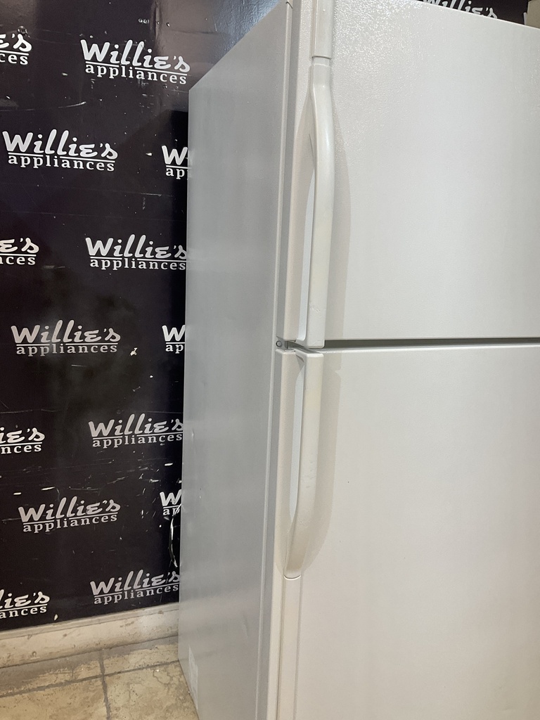 Kenmore Used Refrigerator Top and Bottom 30x65 1/2” (White) 