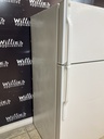 Ge Used Refrigerator Top and Bottom 28x61 1/2” (White)