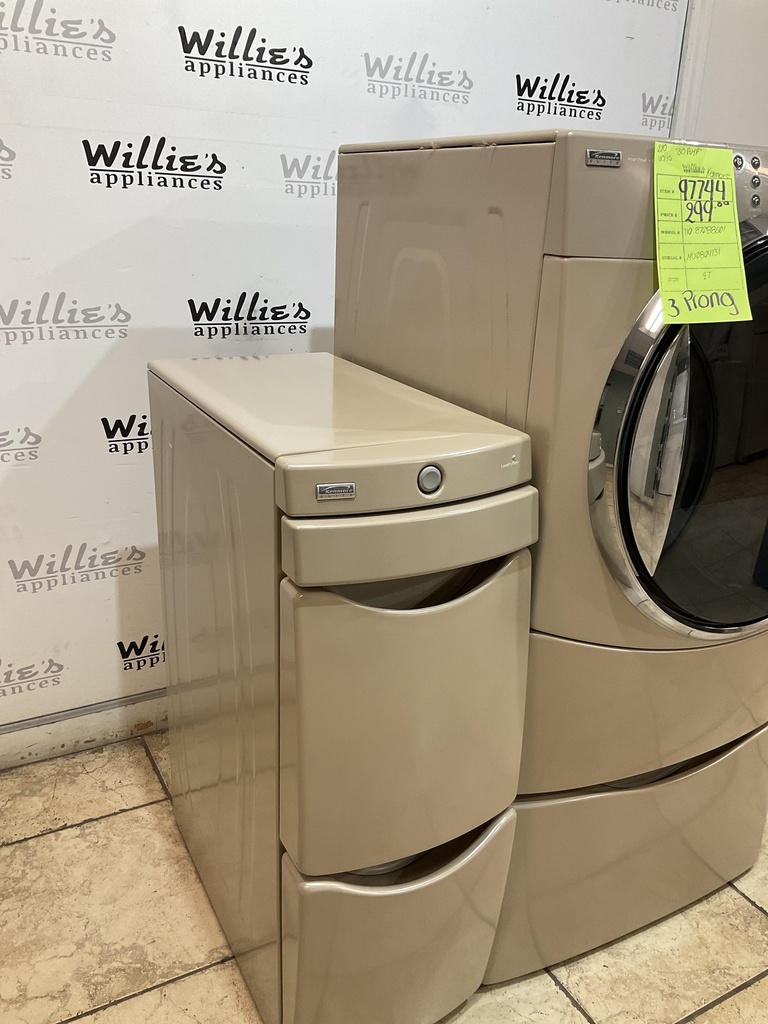Kenmore Used Electric Dryer 220volts (30AMP) 27inches {3 prong} (Tan)